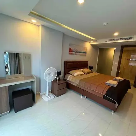 Condominium At Grand Avenue Pattaya