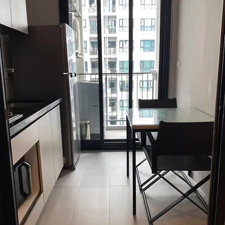Sea View High Floor Free Wifi Free Netflix Apartment