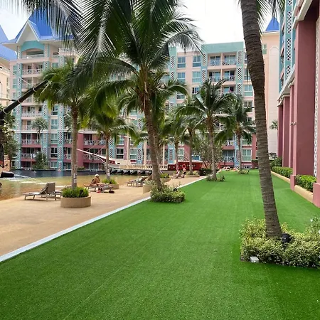 Grand Caribbean South Pool Access Pattaya