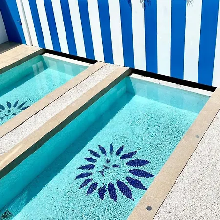 Palm Spring 七卧豪华泳池别墅 Villa *