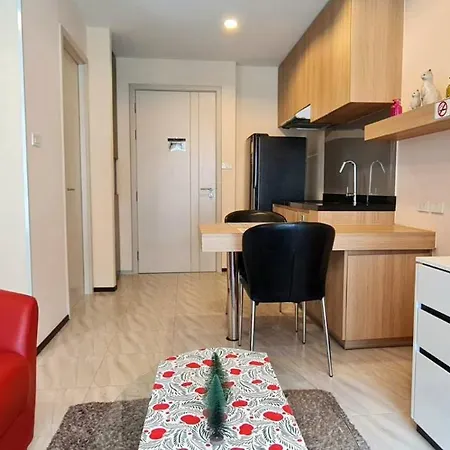 Apartment The Chezz By Apple & Frank