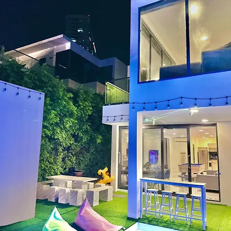 Rosewood Pool 4 Pattaya