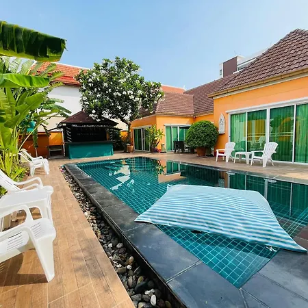 Rosewood Pool 1 Hotel