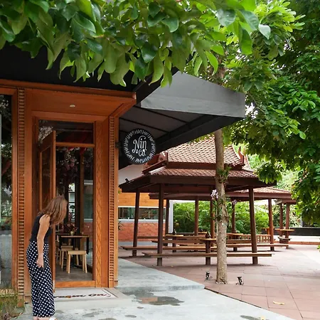 Resort Sugar Hut & Restaurant Pattaya