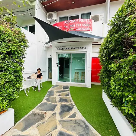 Motel Tamnak
