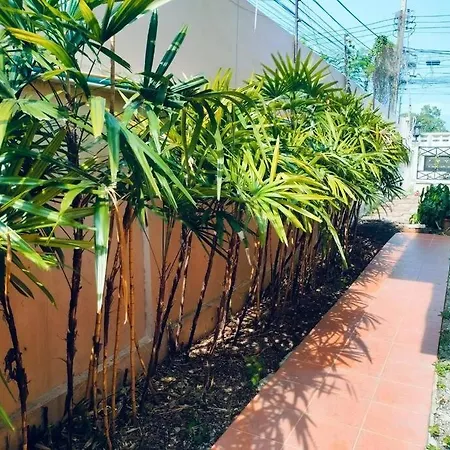 Luxury Pool 5 Bedroom Villa Pattaya