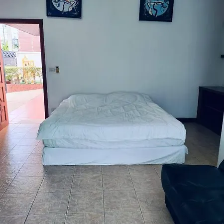 Luxury Pool 5 Bedroom *