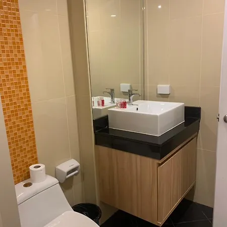 New Circle Phratamnak Pattaya