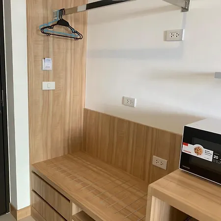 Apartment New Circle Phratamnak Pattaya