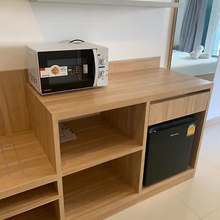 Apartment New Circle Phratamnak *