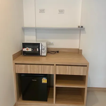 New Circle Phratamnak Apartment *