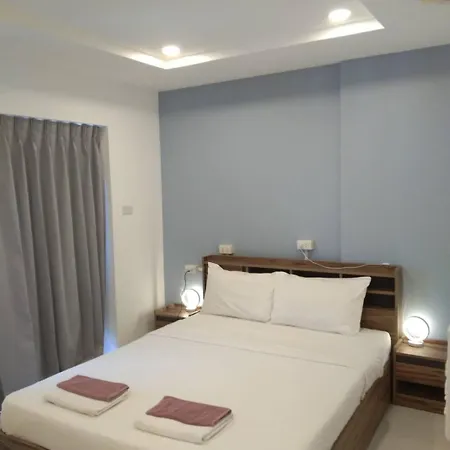 Apartment New Circle Phratamnak