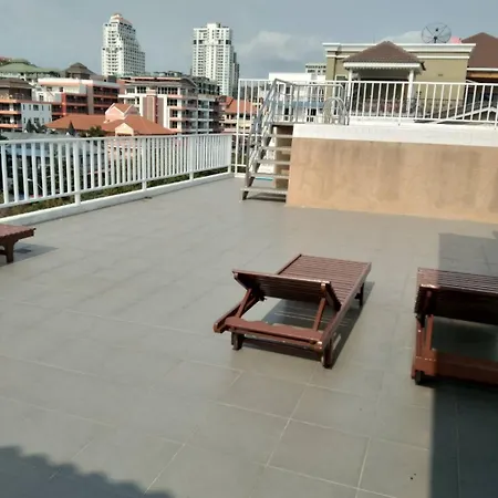 Apartment New Circle Phratamnak *