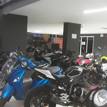 New Circle Phratamnak Pattaya