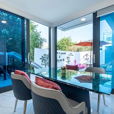 Pupae Pool