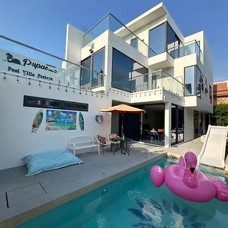 Hotel Pupae Pool