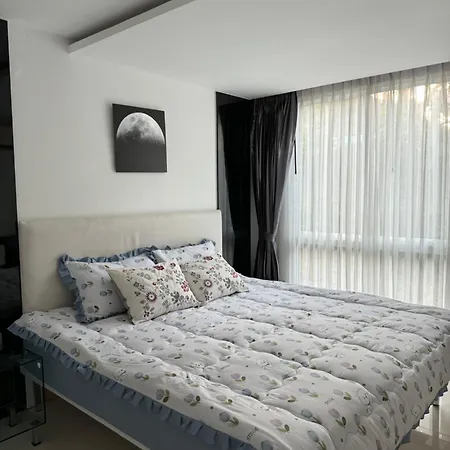 Center Residents ที่พักในตัวเมืองพัทยา Pattaya
