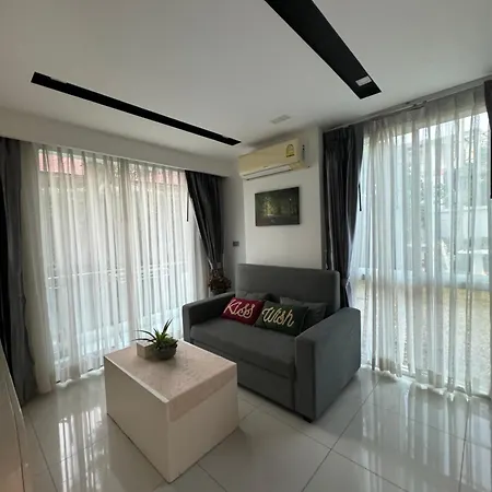 Apartment Center Residents ที่พักในตัวเมืองพัทยา