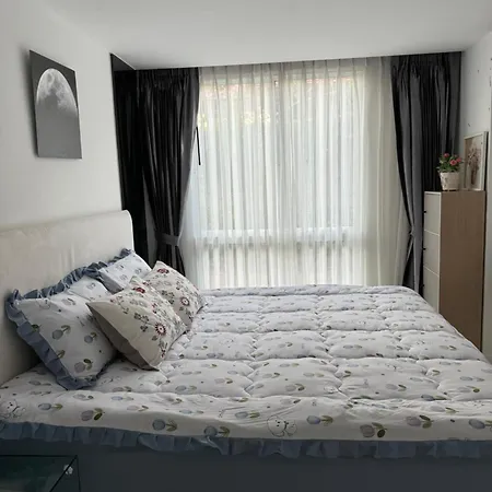 Center Residents ที่พักในตัวเมืองพัทยา Apartment *
