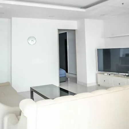 Apartment One Tower By Apartwell *