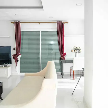 One Tower By Apartwell Apartment *