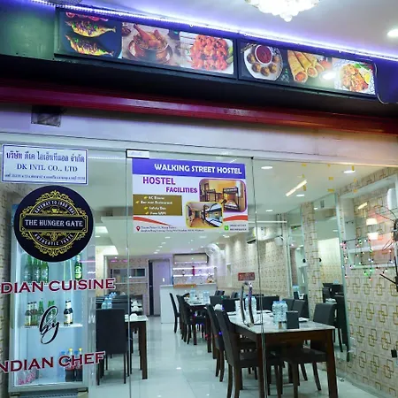 Hostel Walking Street