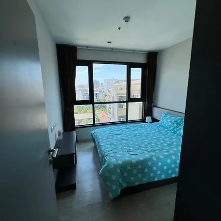 Apartment The Base Pattaya
