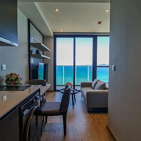 Andromeda Floor With Stunning View