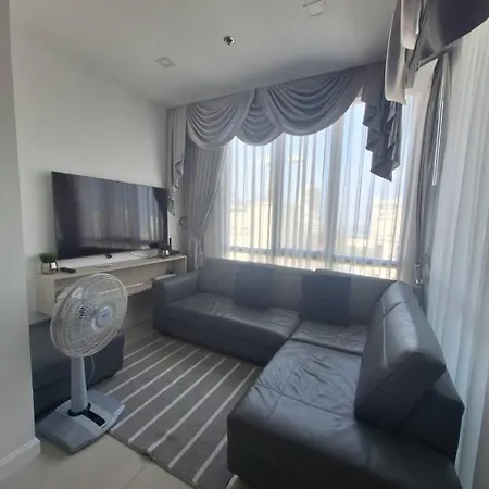 Apartment The Juwel By Daranee Service Property Pattaya