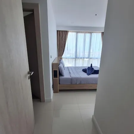 Apartment The Juwel By Daranee Service Property Pattaya