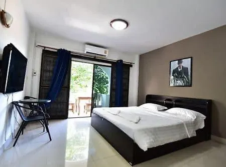 Guest house Escobar Jomtien *