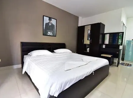 Escobar Jomtien Guest house