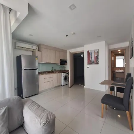 Apartment The Juwel By Daranee Service Property
