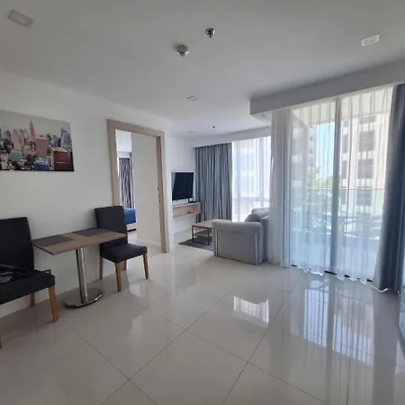 Apartment The Juwel By Daranee Service Property