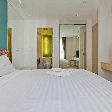 อพาร์ทเม้น Pattaya Apartments L Guest Friendly L Waterpark Gym Sauna Jacuzzi *