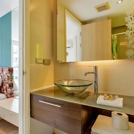Pattaya Apartments L Guest Friendly L Waterpark Gym Sauna Jacuzzi อพาร์ทเม้น Pattaya