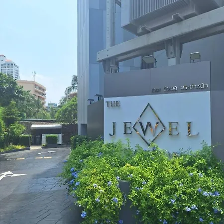The Juwel By Daranee Service Property Apartment *