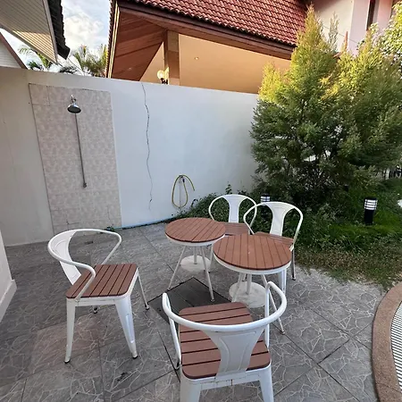 Villa Beachfront Golf Pool Private Courtyard Pattaya
