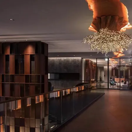 Apartment 24a网红无边泳池edge豪华单卧室套房 海滩3分钟