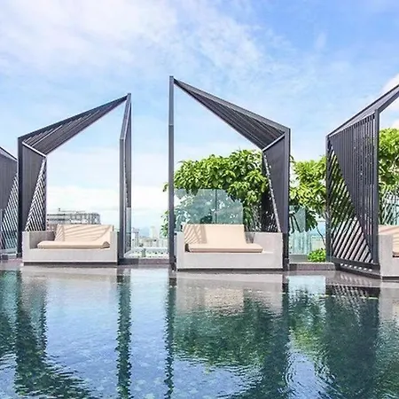 24a网红无边泳池edge豪华单卧室套房 海滩3分钟 Apartment Pattaya