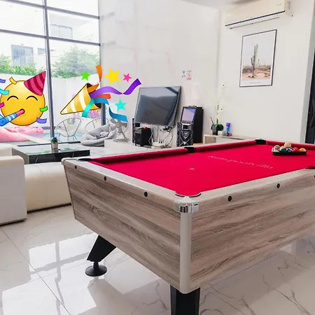 Rio Pool Holiday home *
