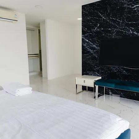Rio Pool Holiday home Pattaya