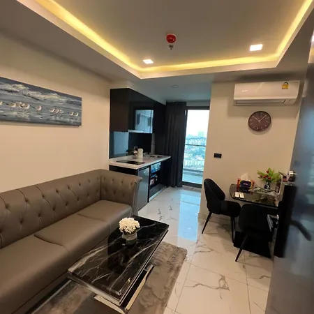 秘狗公寓arcadia Millennium Tower Apartment *