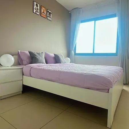 Sea View Spacious Near Walking Street Apartment Pattaya