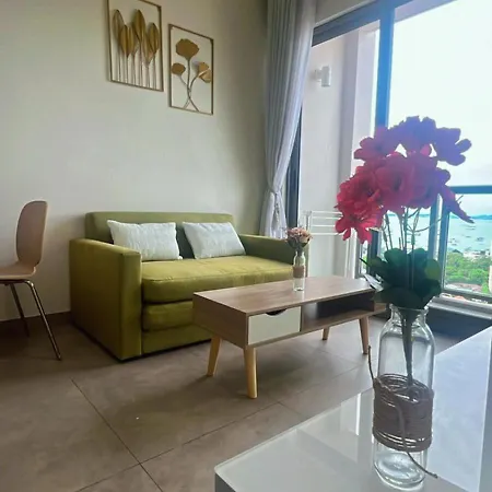 Sea View Spacious Near Walking Street Apartment Pattaya