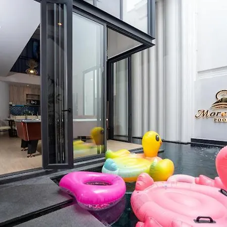 Me9 Luxury Pool Villa