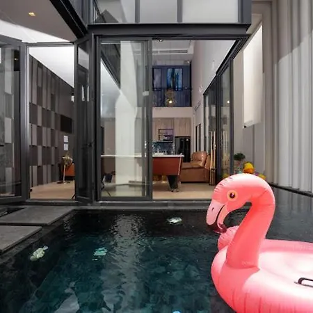 Me9 Luxury Pool Villa Pattaya