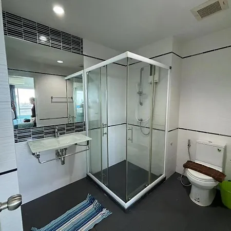 Apartment Centric Sea