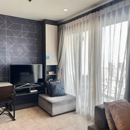 Apartment The Base Pattaya