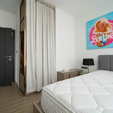 Edge 2br Ocean View Luxury Rooftop Pool Location Pattaya